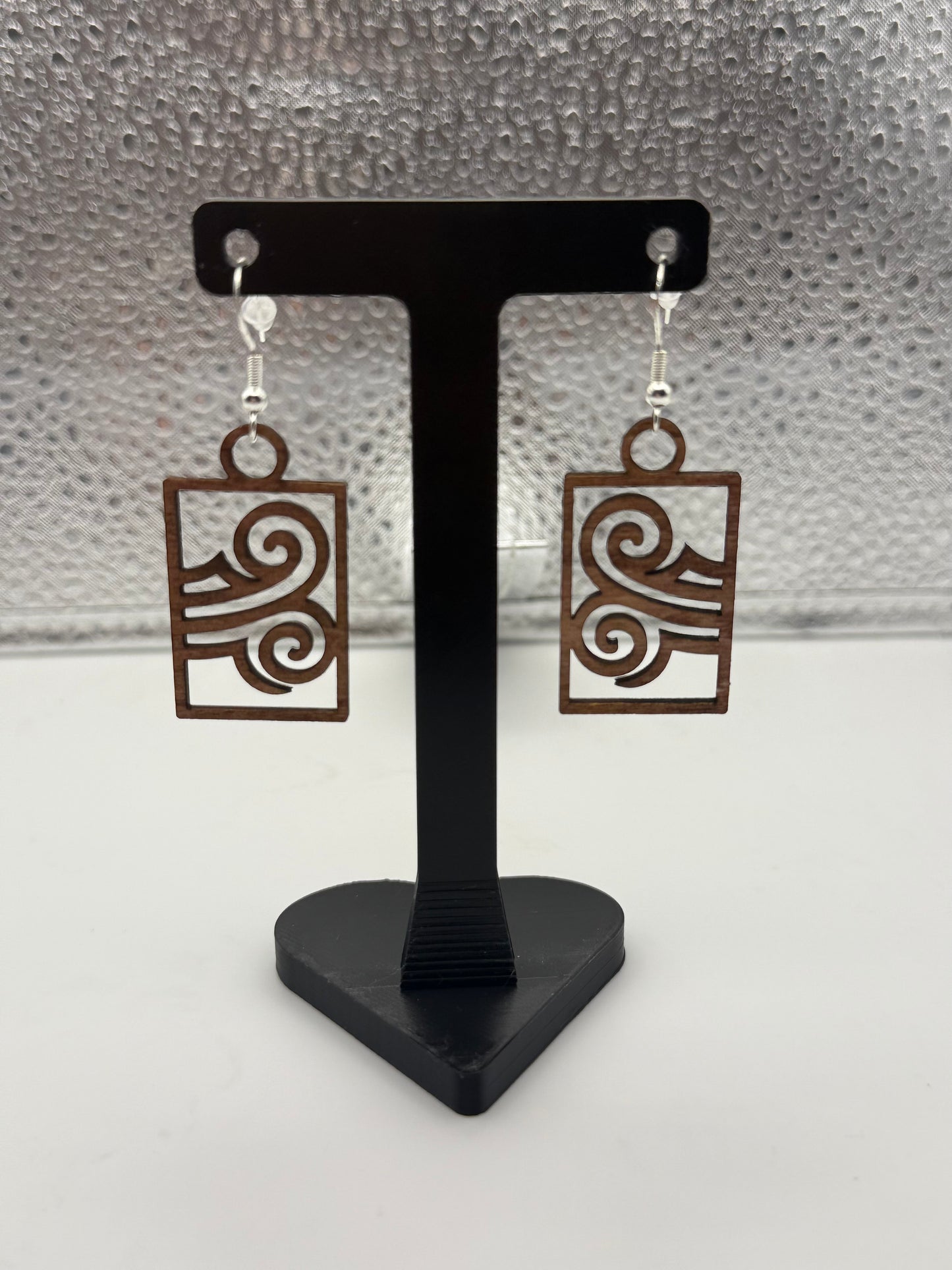 Wind element earrings